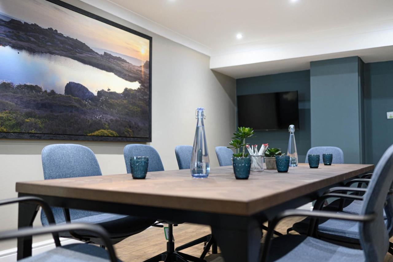 Manor House Hotel & Spa, Alsager Ngoại thất bức ảnh
